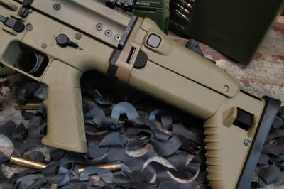 Ares AEG SCAR-H with EFCS (Dark Earth) - Detail Image 9 © Copyright Zero One Airsoft